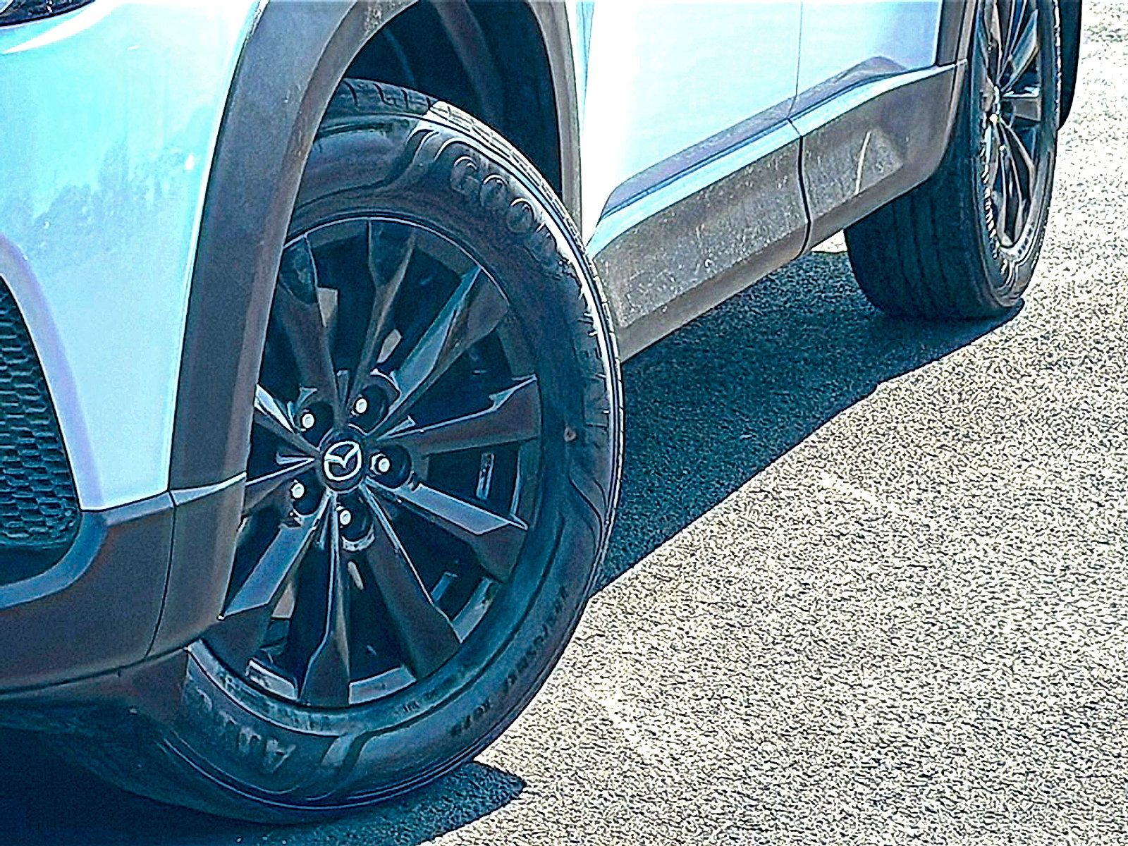 Used 2025 MAZDA CX-50 AWD 2.5 S w/ Premium Package image 3