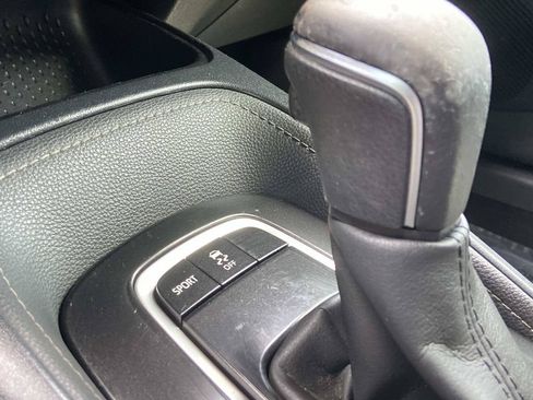 Used 2021 Toyota Corolla SE FWD image 37