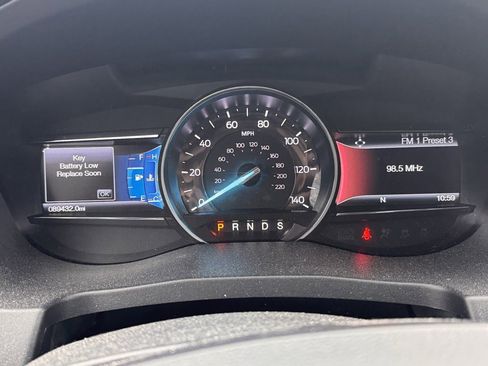 Used 2017 Ford Explorer XLT w/ Equipment Group 202A image 10