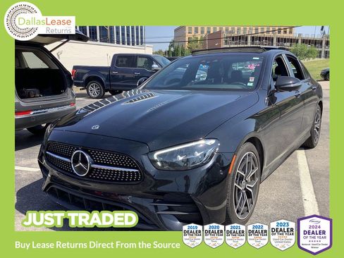 Used 2022 Mercedes-Benz E 350 4MATIC Sedan image 1