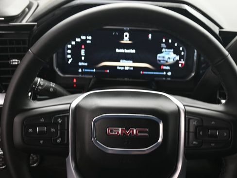 Used 2026 GMC Sierra 1500 Elevation AWD/4WD image 9