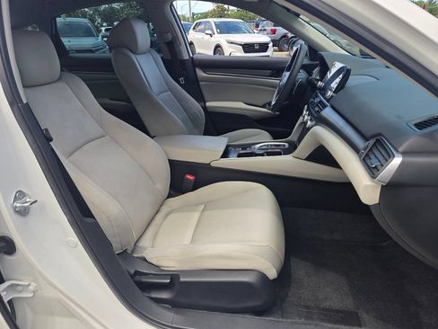 Certified 2021 Honda Accord Hybrid image 19