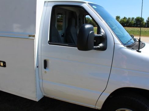 Used 2026 Ford E-350 and Econoline 350 Super Duty w/ Power Equipment Group RWD image 7