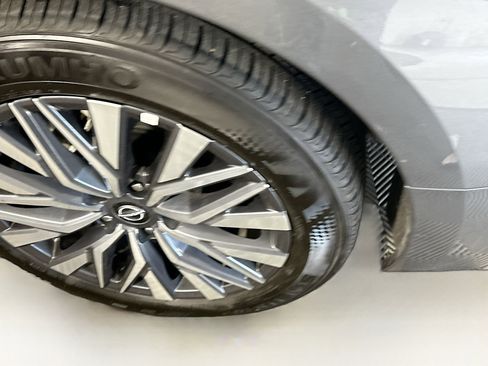 Used 2025 Nissan Altima 2.5 SV image 11