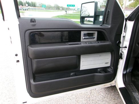 Used 2011 Ford F150 Platinum AWD/4WD image 8