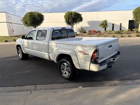 Used 2013 Toyota Tacoma PreRunner w/ TRD Sport Pkg RWD image 9