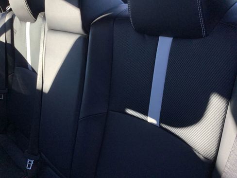 Used 2025 Toyota Camry SE image 18