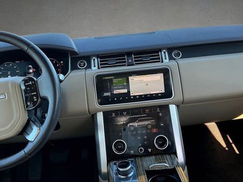 Used 2018 Land Rover Range Rover HSE image 10