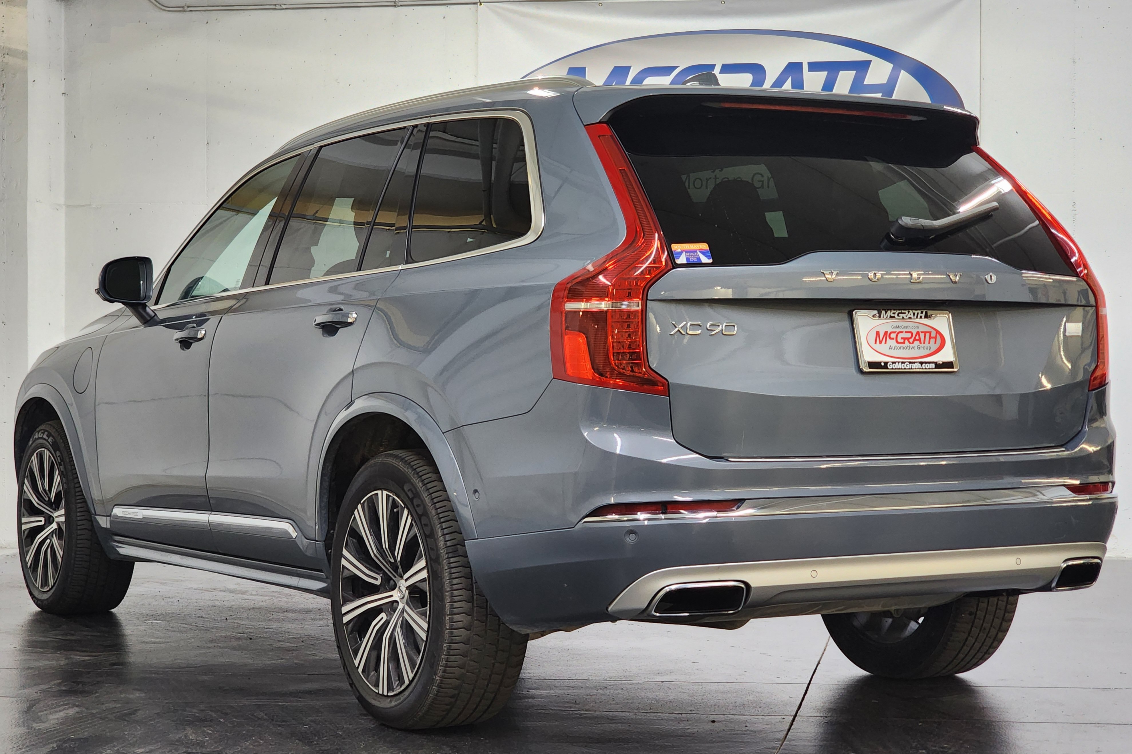 Used 2021 Volvo XC90 T8 Inscription w/ Advanced Package AWD/4WD image 9