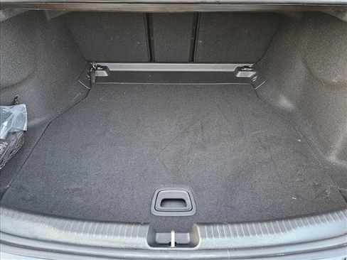 Used 2025 Mercedes-Benz C 300 Sedan image 6
