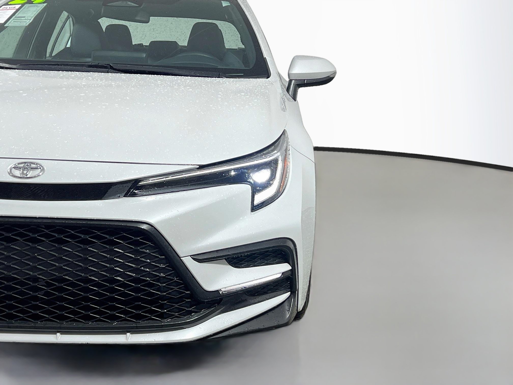 Used 2024 Toyota Corolla SE FWD image 12