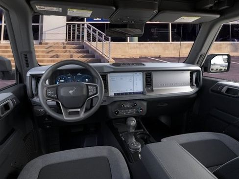 New 2026 Ford Bronco 4-Door AWD/4WD image 9
