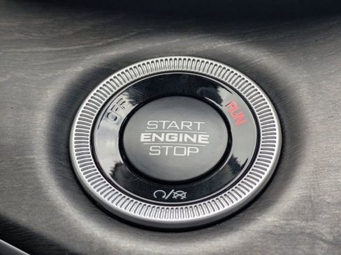 New 2025 Jeep Grand Cherokee L Limited w/ Black Appearance Package image 25