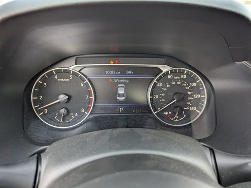 Used 2025 Nissan Altima 2.5 SV FWD image 25