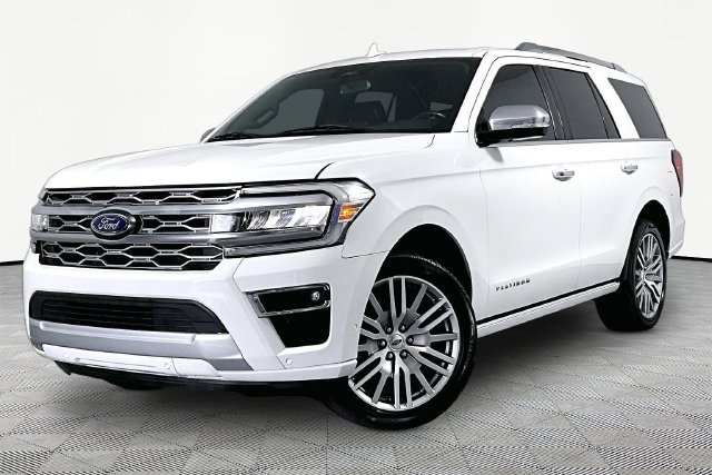 Used 2022 Ford Expedition Platinum RWD image 3