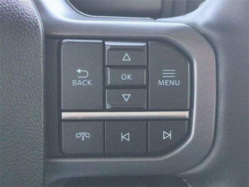 Certified 2025 Ford F350 Lariat w/ Chrome Package image 25