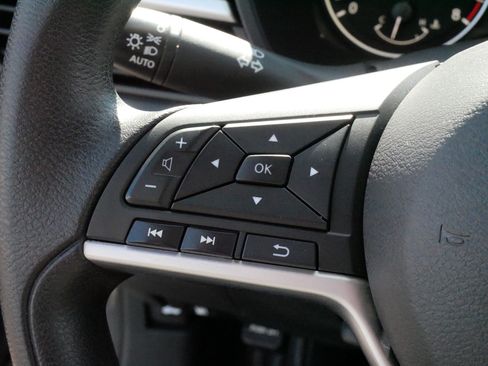 Used 2024 Nissan Altima 2.5 SV FWD image 26