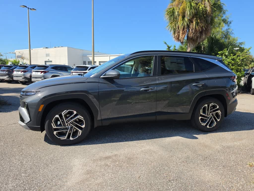 New 2026 Hyundai Tucson SEL Plus FWD image 3