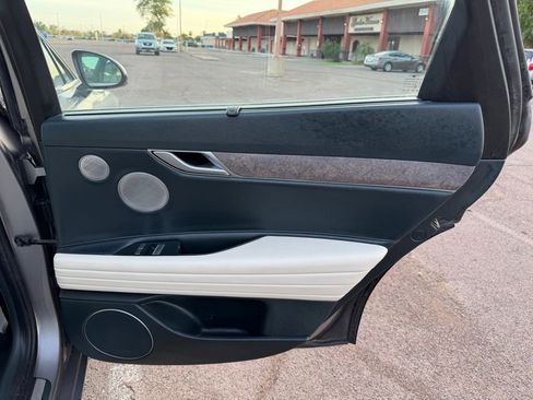 Used 2023 Genesis G80 image 16