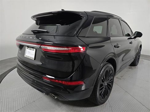 Certified 2024 Lincoln Corsair Reserve w/ Equipment Group 201A image 4