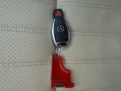 Used 2016 Mercedes-Benz GLE 350 4MATIC w/ Premium Package image 56