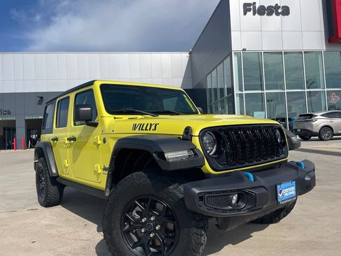 Used 2024 Jeep Wrangler Unlimited AWD/4WD image 1