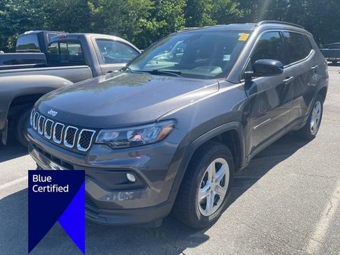 Used 2023 Jeep Compass Latitude AWD/4WD image 1