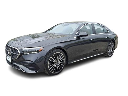 Used 2025 Mercedes-Benz E 350 4MATIC Sedan image 3