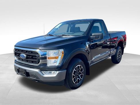 Used 2022 Ford F150 XLT w/ Equipment Group 301A Mid AWD/4WD image 4