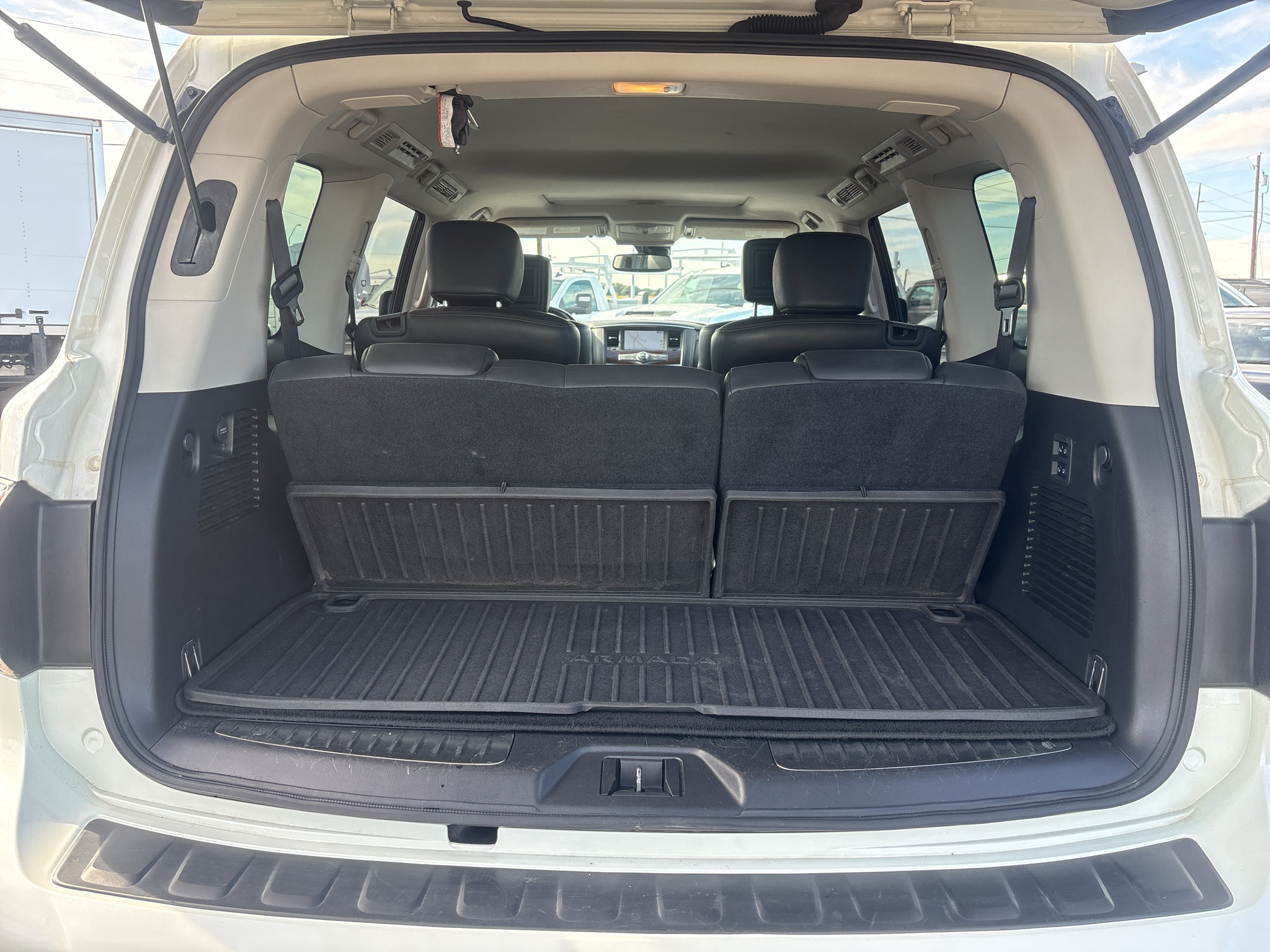 Used 2017 Nissan Armada Platinum w/ Captain Seat Package AWD/4WD image 10