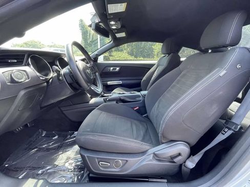 Used 2015 Ford Mustang GT RWD image 10