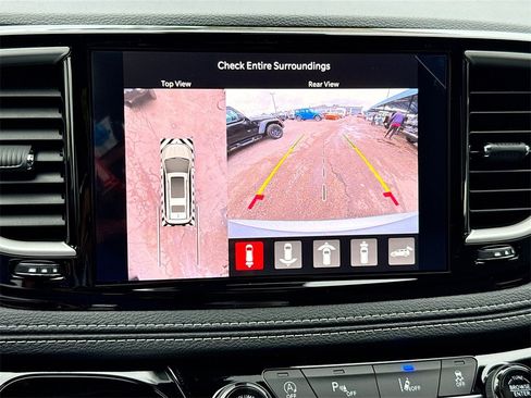 New 2026 Chrysler Pacifica Select image 14