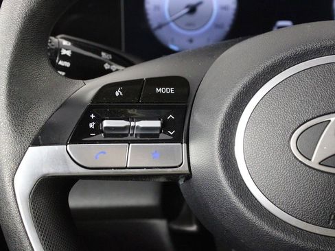 Used 2024 Hyundai Elantra SEL image 23