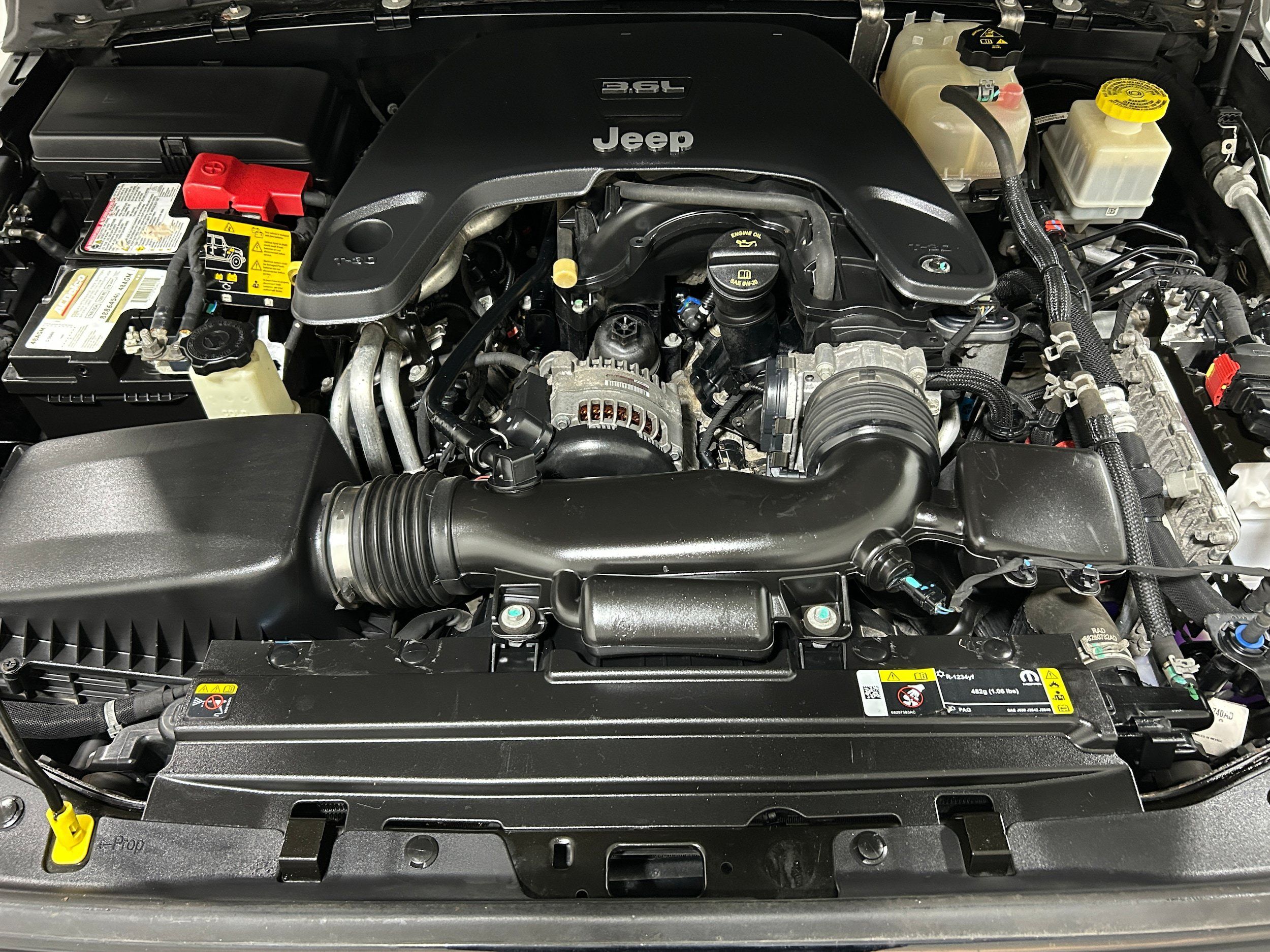 Used 2021 Jeep Gladiator Sport AWD/4WD image 20
