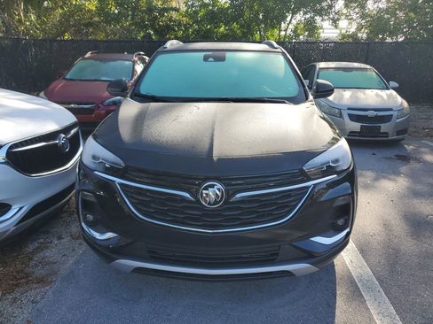 Used 2023 Buick Encore GX Essence w/ Experience Buick Package image 2