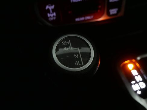 Used 2022 Jeep Wrangler Unlimited Rubicon w/ Dual Top Group image 22