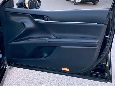 Used 2024 Toyota Camry XLE image 22