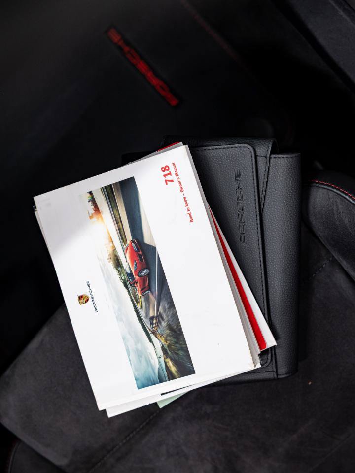 Used 2018 Porsche 718 Boxster GTS RWD image 19
