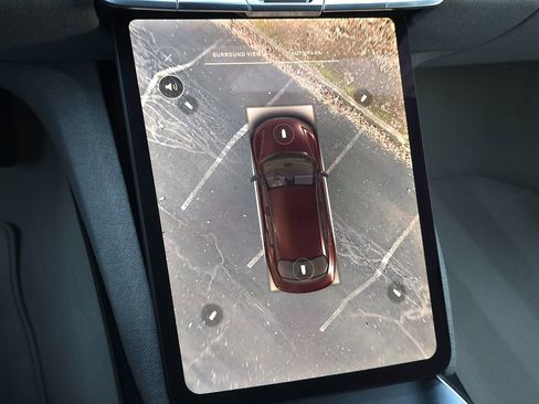 Used 2025 Lucid Air Pure image 33