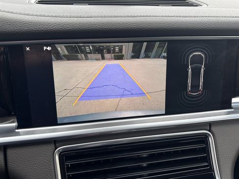 Used 2017 Porsche Panamera image 12