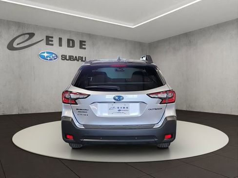 Used 2025 Subaru Outback Onyx Edition AWD/4WD image 6