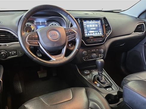 Used 2019 Jeep Cherokee Limited image 20