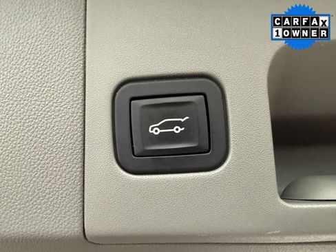 Used 2017 Cadillac XT5 Luxury w/ Driver Awareness Package image 34