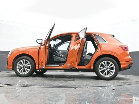Used 2025 Audi Q3 2.0T Premium image 75
