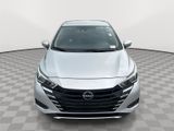 Used 2023 Nissan Versa SV image 2
