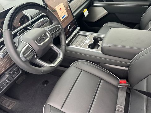 New 2025 GMC Sierra EV Denali image 8