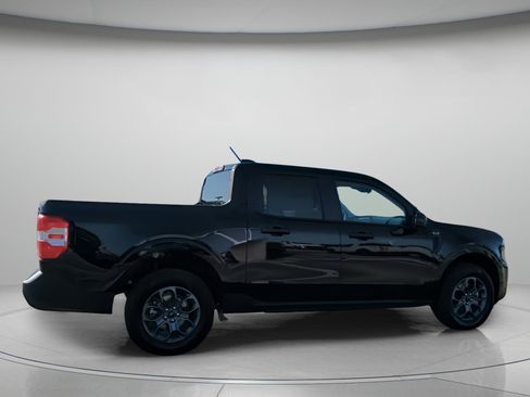 New 2026 Ford Maverick XLT w/ XLT Luxury Package FWD image 33