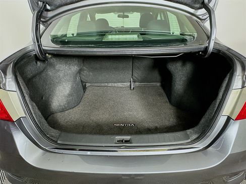 Used 2017 Nissan Sentra S image 22