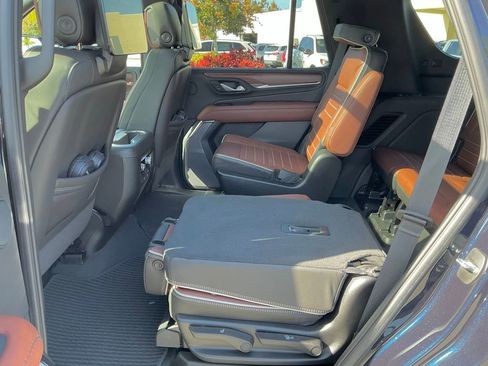 Used 2024 GMC Yukon Denali Ultimate image 35