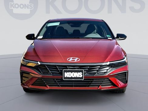 New 2026 Hyundai Elantra Sport FWD image 11